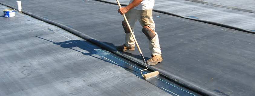A-Guide-to-the-Pros-and-Cons-of-Different-Commercial-Roofs-Types