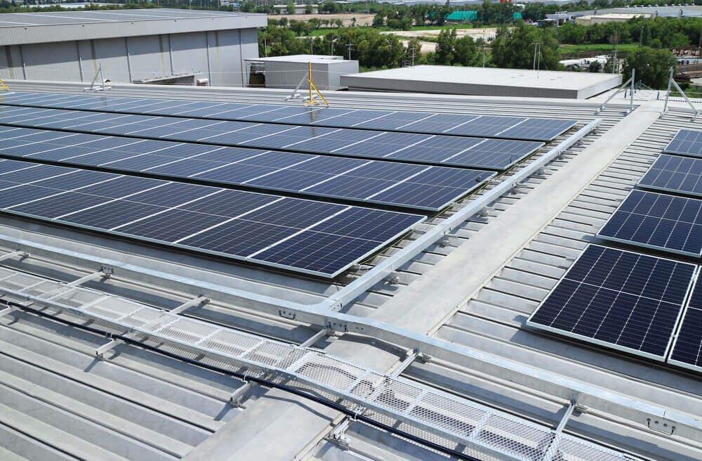 pv_warehouse_solar_rooftop_panel